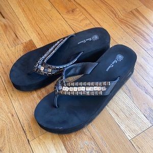 Wedge flip flops